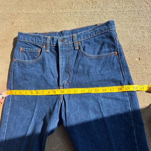 Vintage Levi’s 505 Made in Canada 32x30 Regular Fit Straight Leg Jeans - Picture 11 of 13